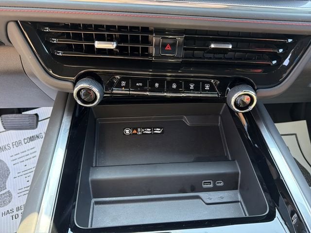 2025 Chevrolet Tahoe RST