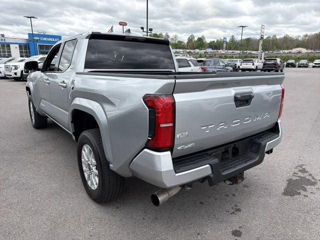 2024 Toyota Tacoma 4WD SR5