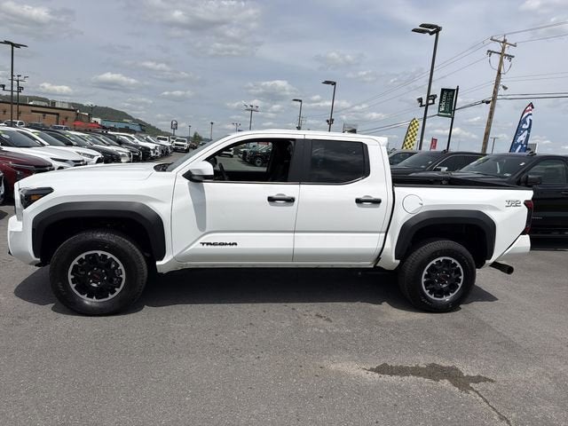 2025 Toyota Tacoma 4WD SR