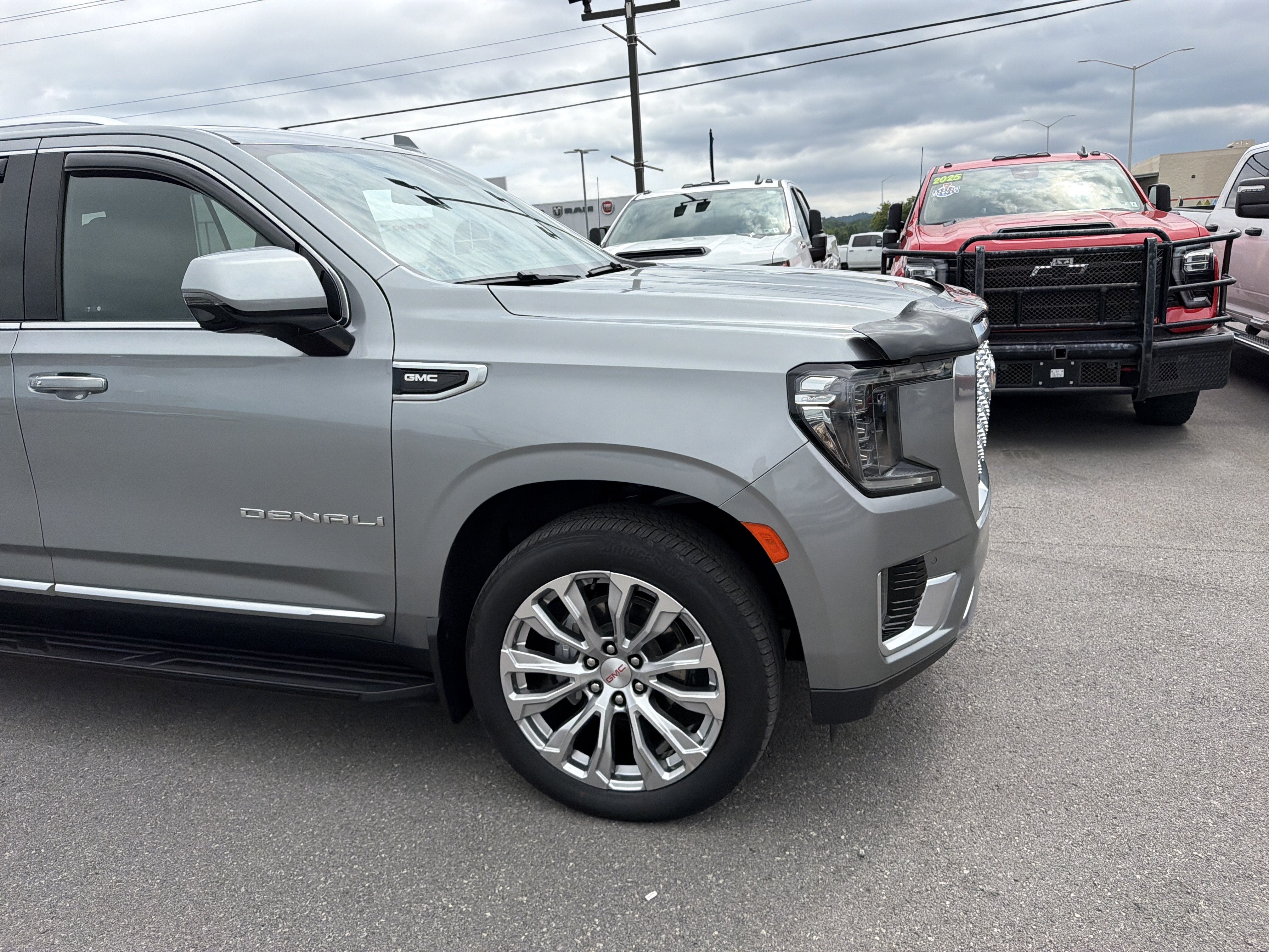 2024 GMC Yukon Denali