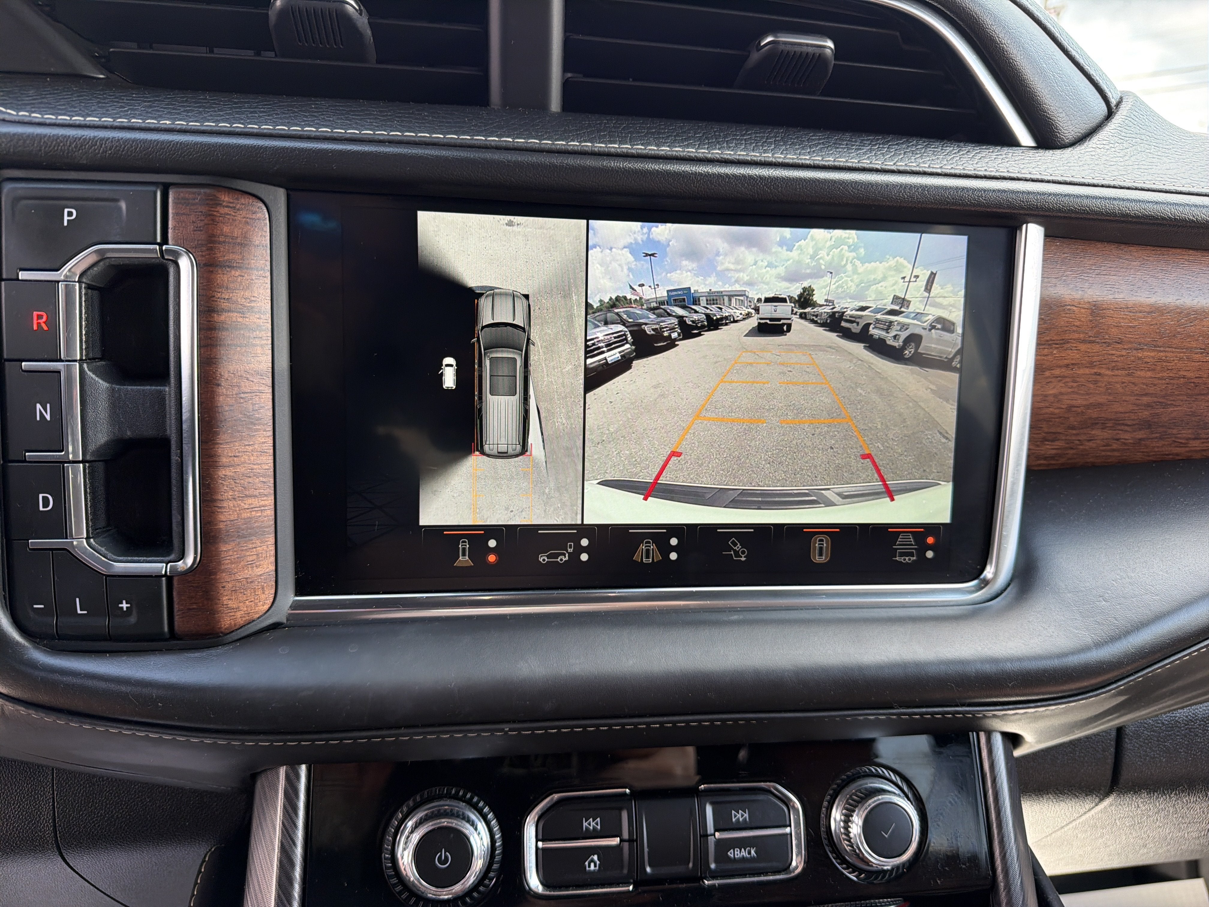 2024 GMC Yukon Denali Ultimate