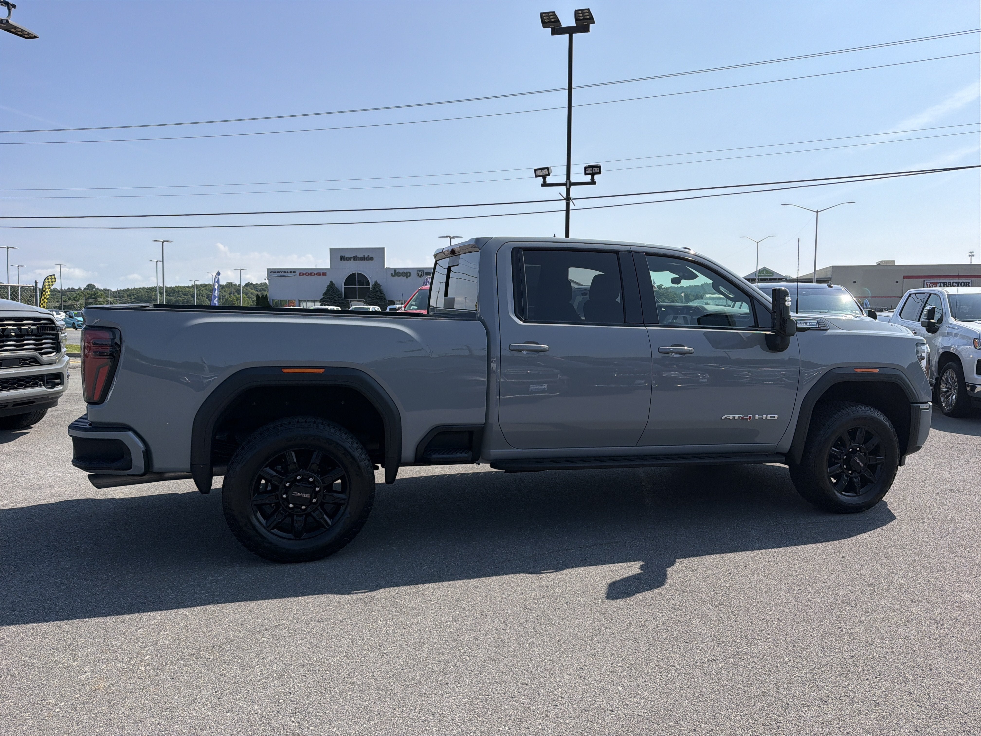 2025 GMC Sierra 2500 HD AT4