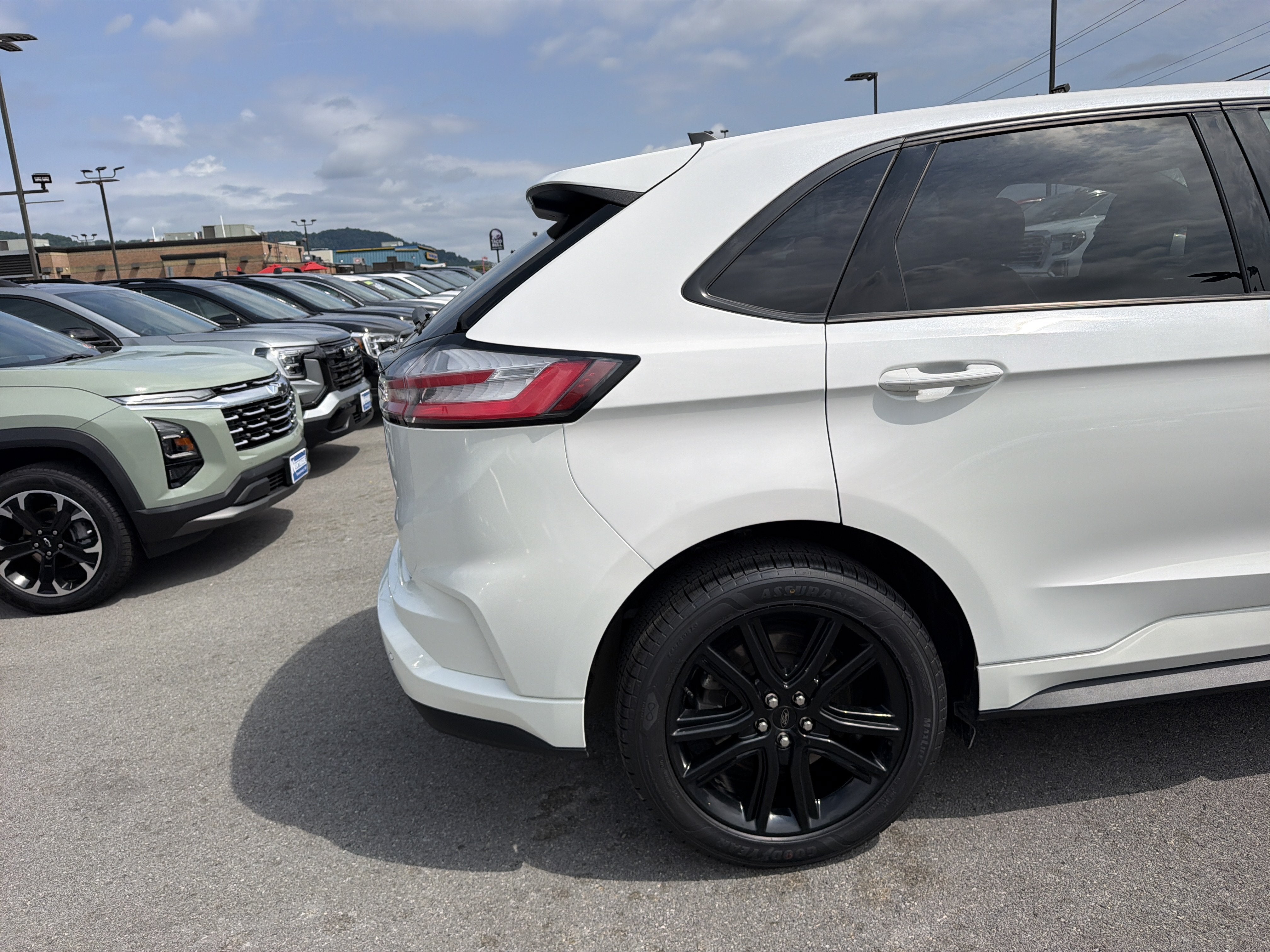 2023 Ford Edge SEL