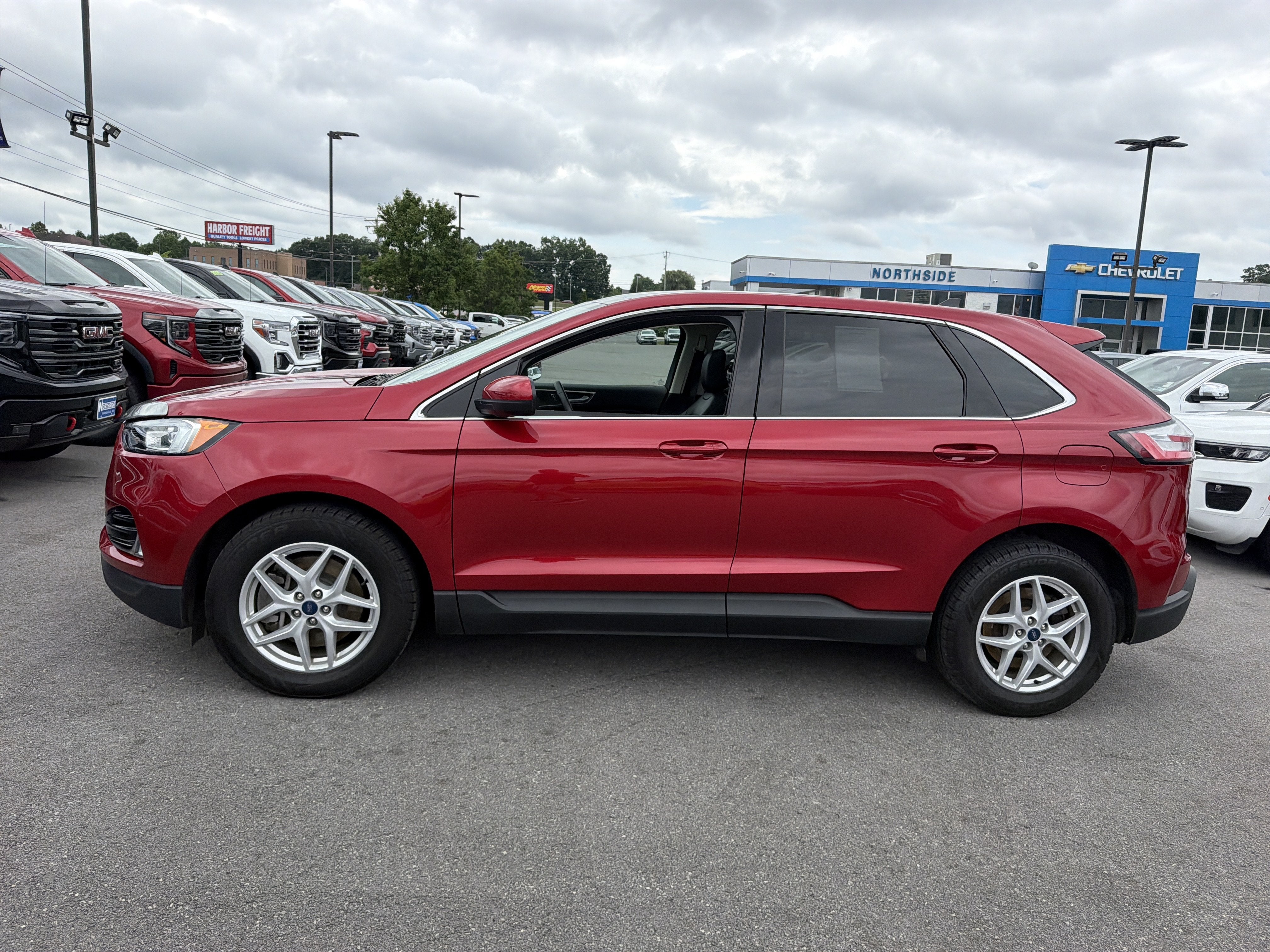 2022 Ford Edge SEL