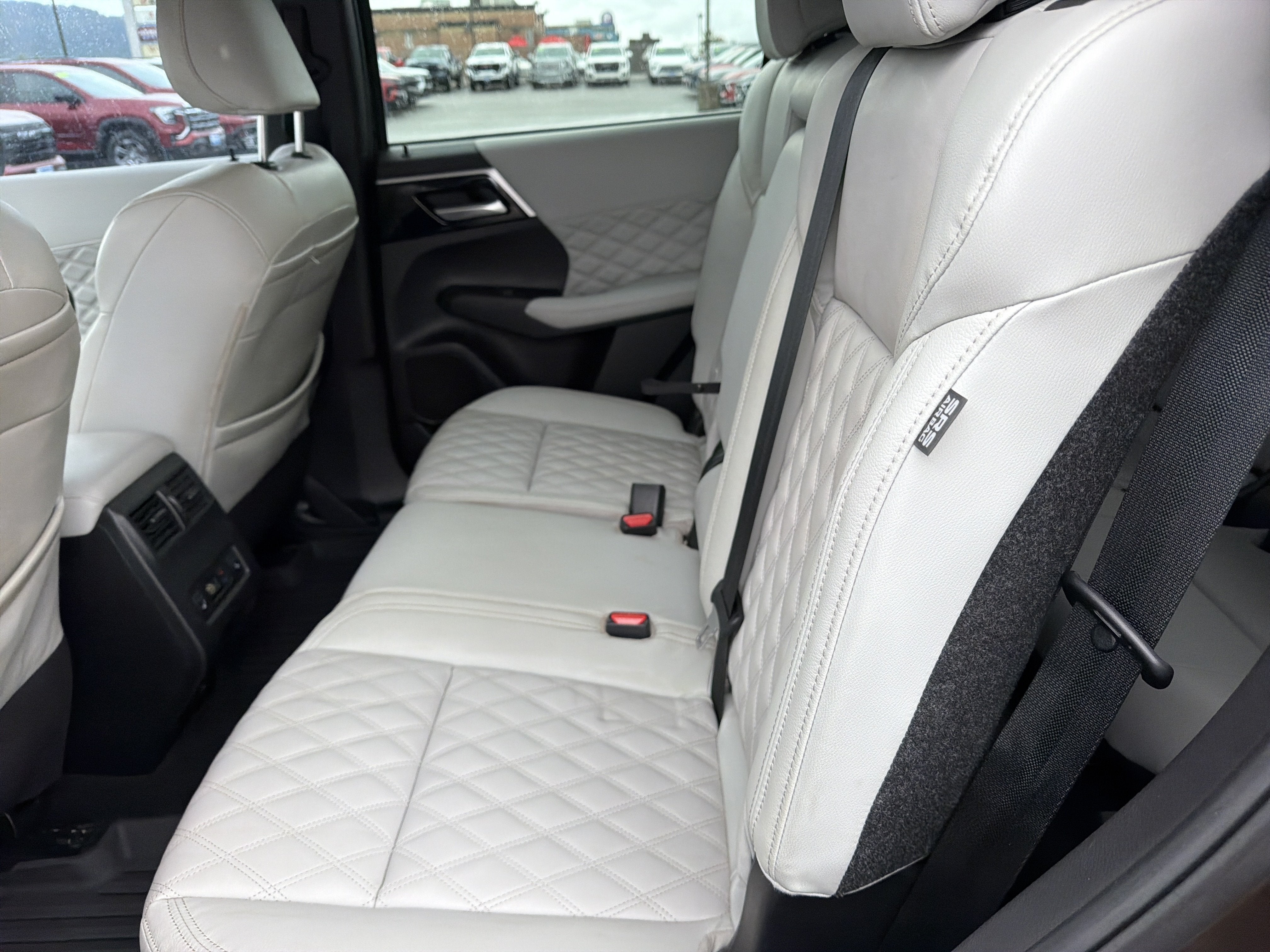 2022 Mitsubishi Outlander SEL