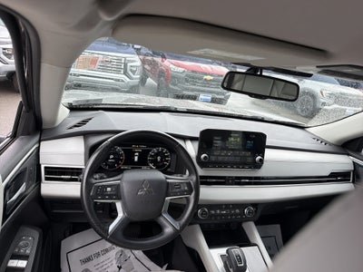 2022 Mitsubishi Outlander SEL