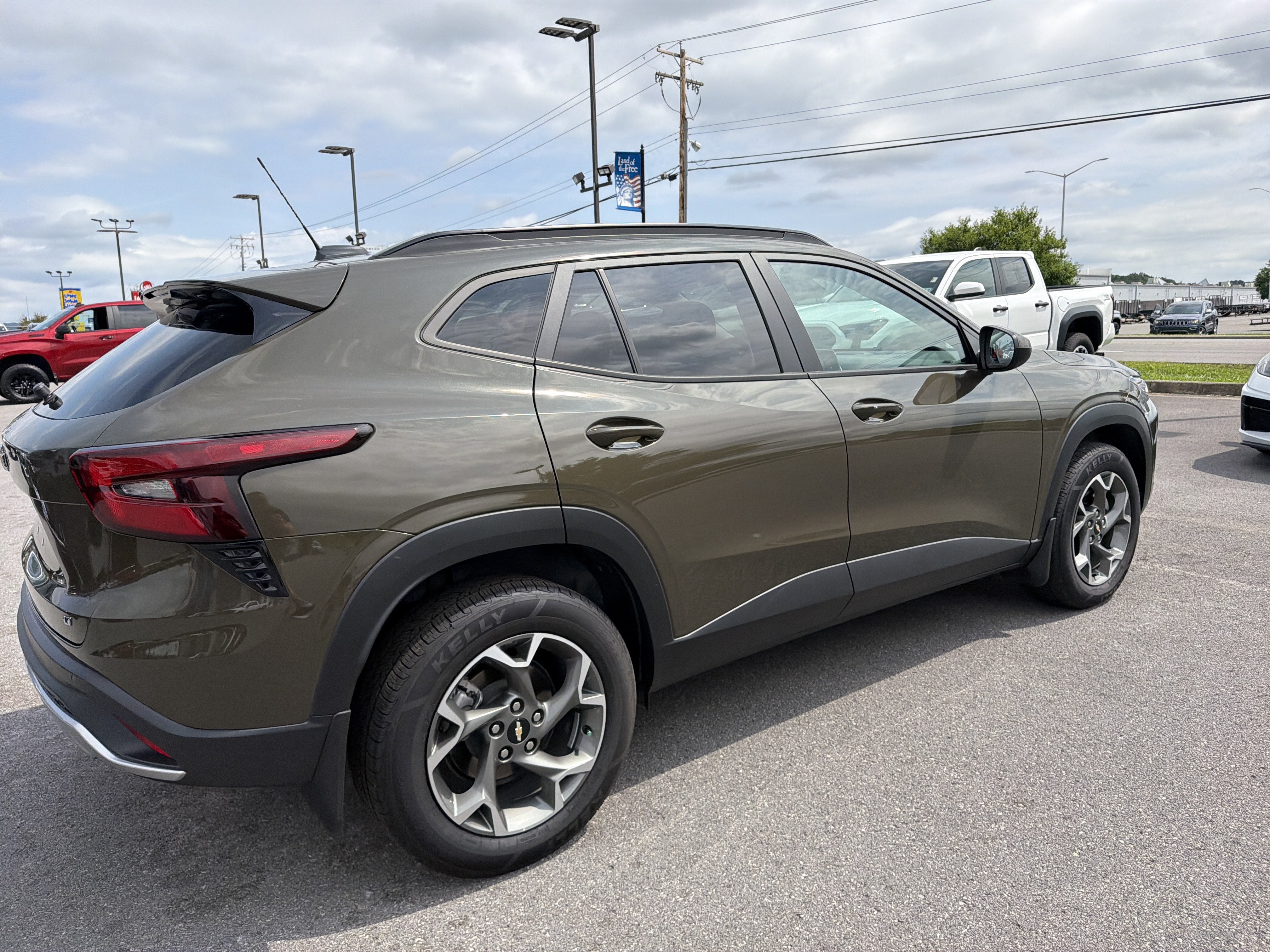 2024 Chevrolet Trax LT