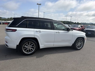 2025 Jeep Grand Cherokee Summit