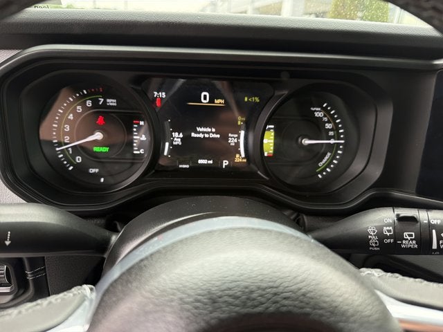 2025 Jeep Wrangler 4xe Sahara