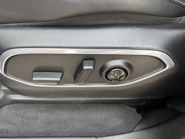 2024 Jeep Wagoneer Base
