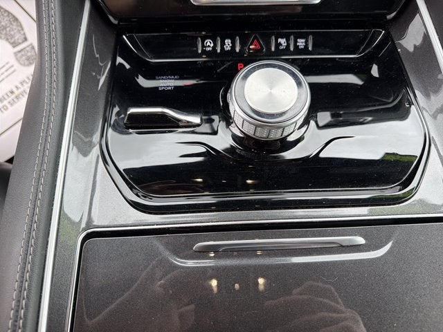 2023 Jeep Wagoneer Base
