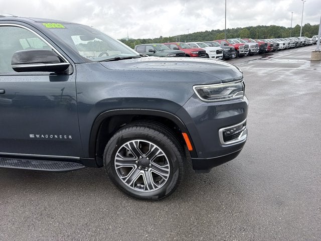 2023 Jeep Wagoneer Base