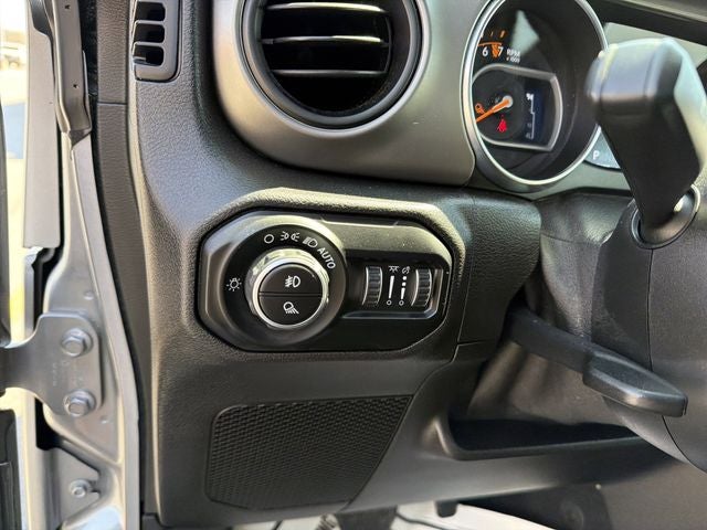 2020 Jeep Gladiator Sport