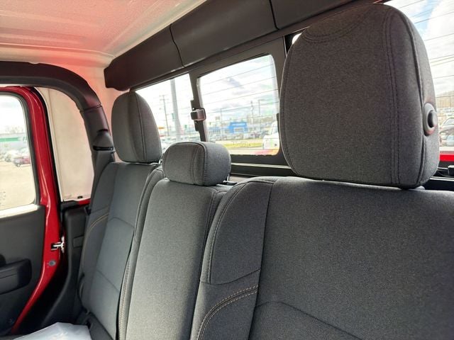 2024 Jeep Gladiator Sport