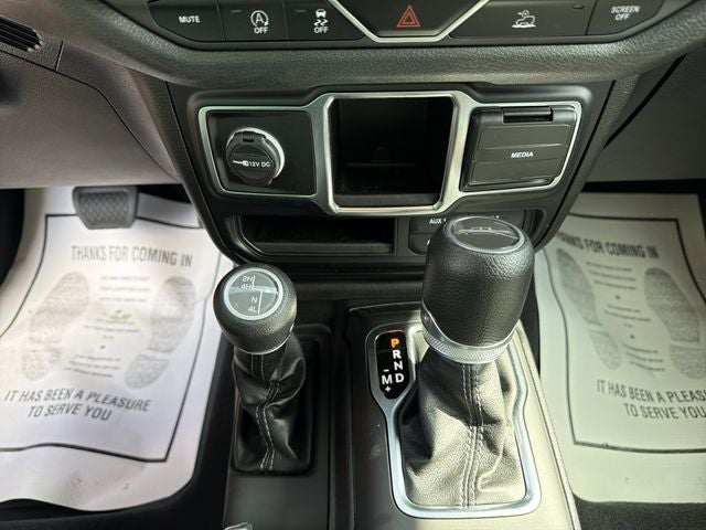 2024 Jeep Gladiator Sport