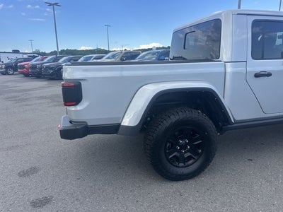 2023 Jeep Gladiator Mojave