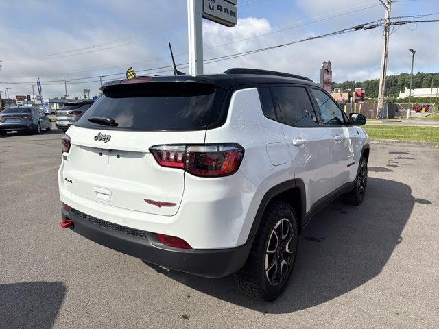 2025 Jeep Compass Trailhawk