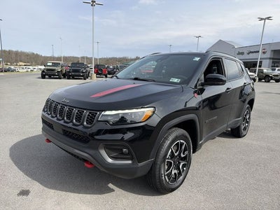 2025 Jeep Compass Trailhawk