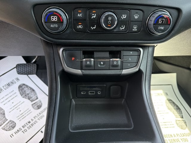 2023 GMC Terrain AT4