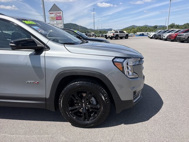 2023 GMC Terrain AT4