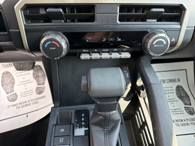2025 Toyota Tacoma 4WD SR5