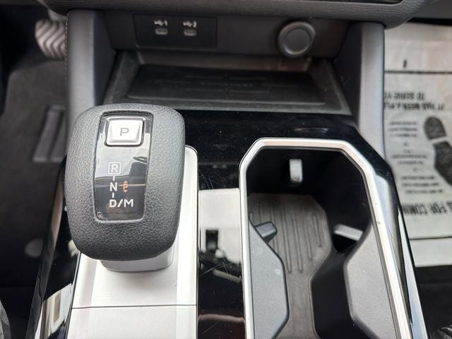 2025 Mitsubishi Outlander ES