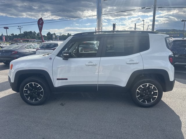 2023 Jeep Renegade Trailhawk