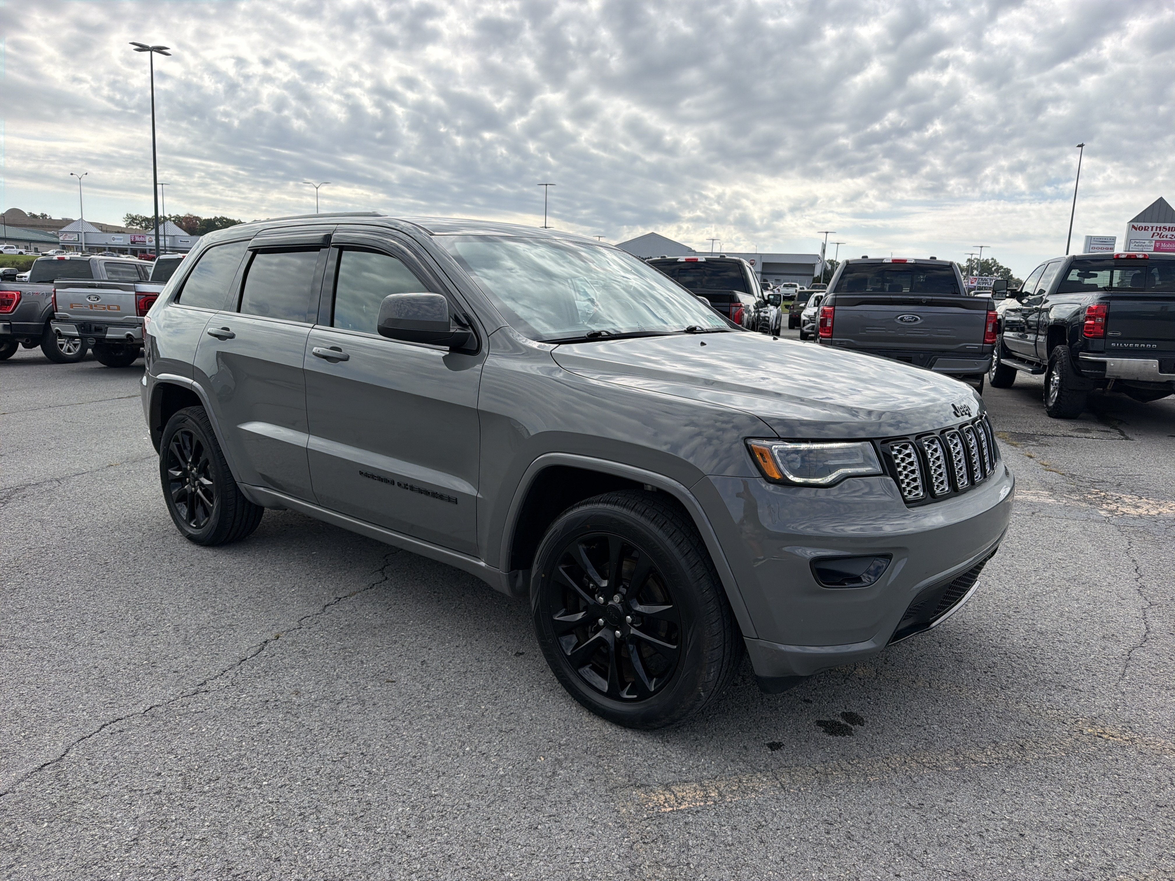 2020 Jeep Grand Cherokee Altitude
