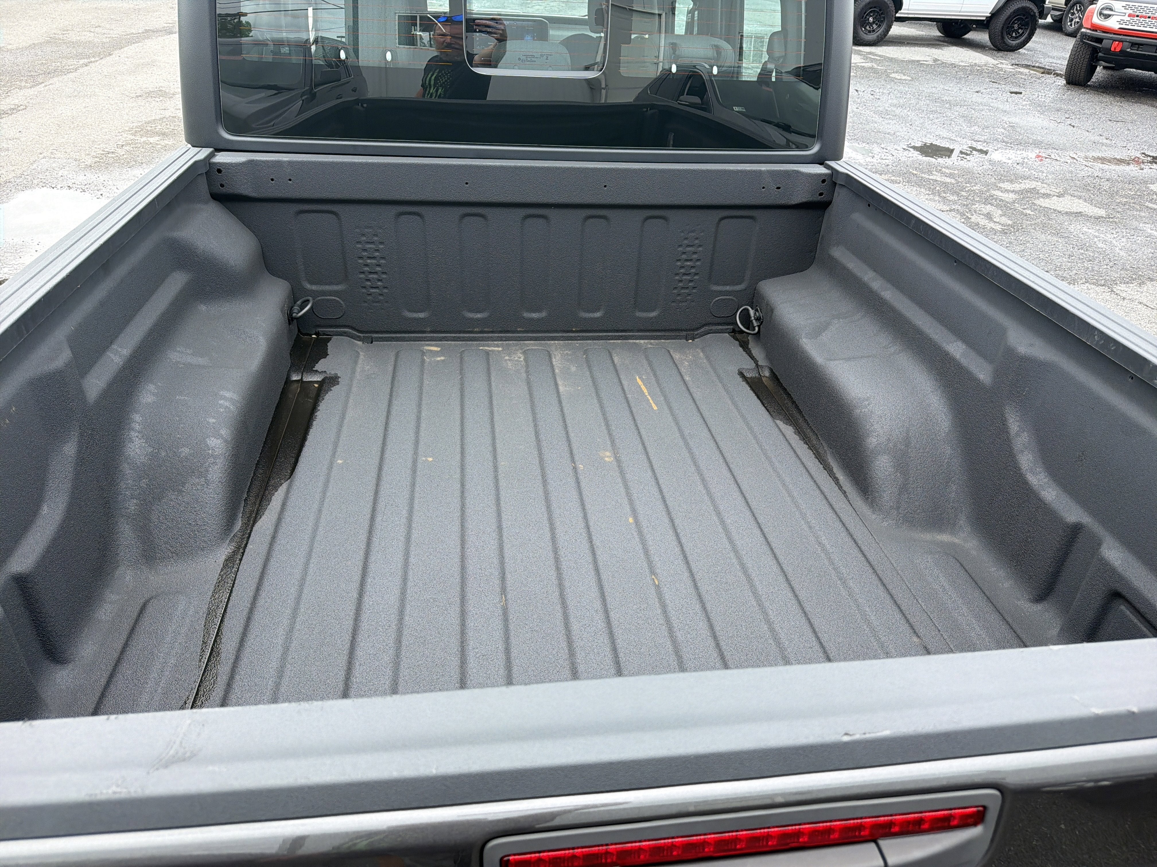 2024 Jeep Gladiator Sport