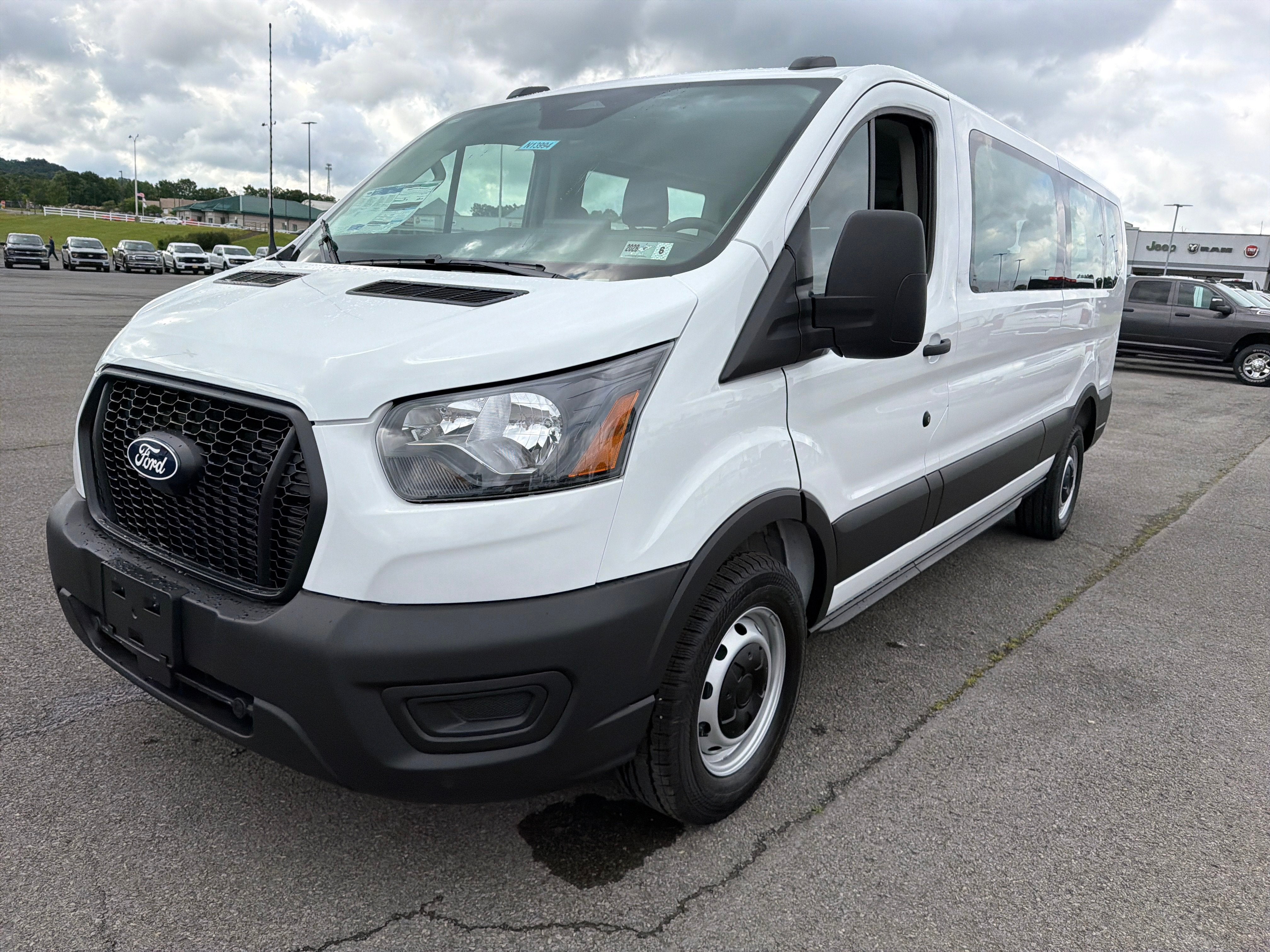 2026 Ford Transit Passenger Wagon XL