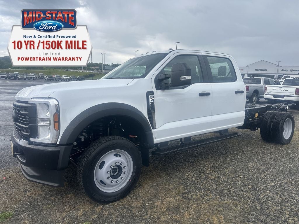 2026 Ford F-450 XL 4x4 Crew Cab 179-In DRW's photo