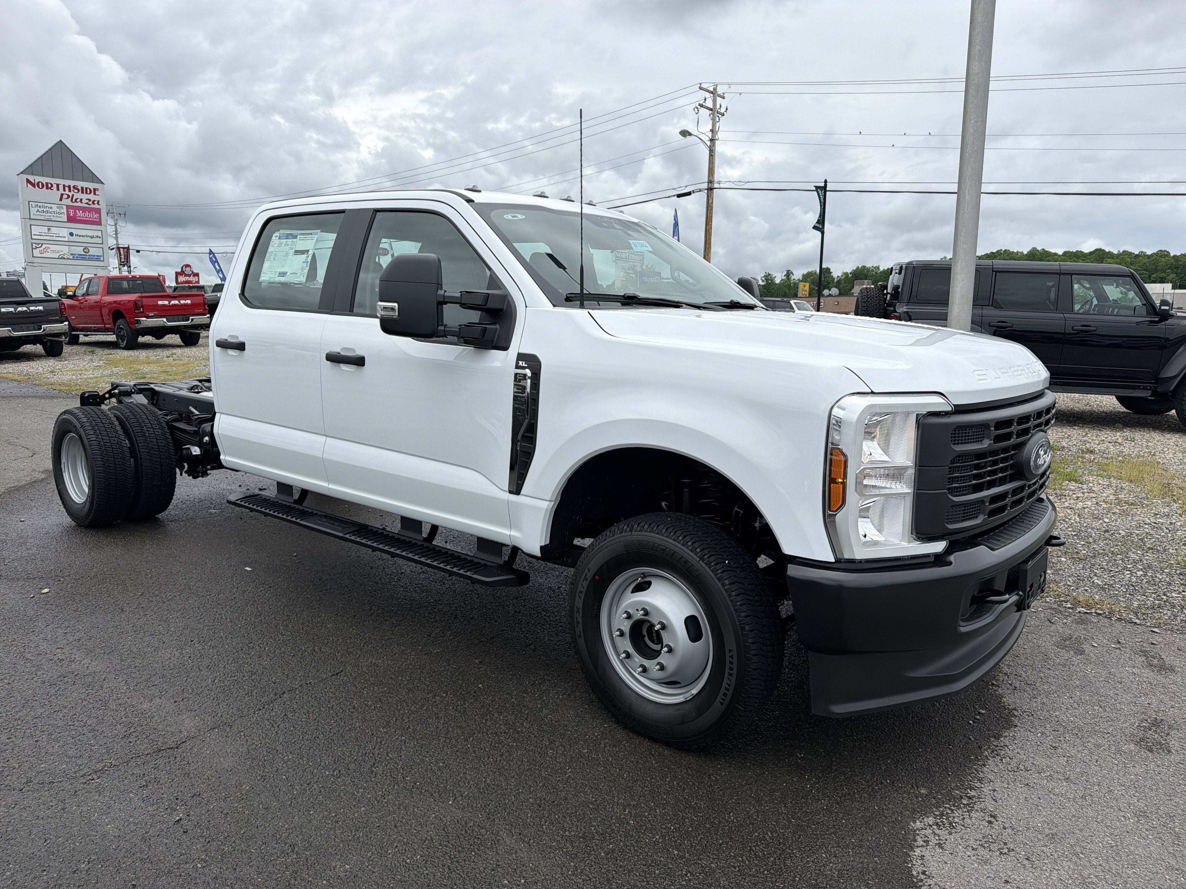 2026 Ford Super Duty F-350 DRW XL