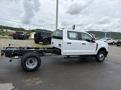 2026 Ford Super Duty F-350 DRW XL