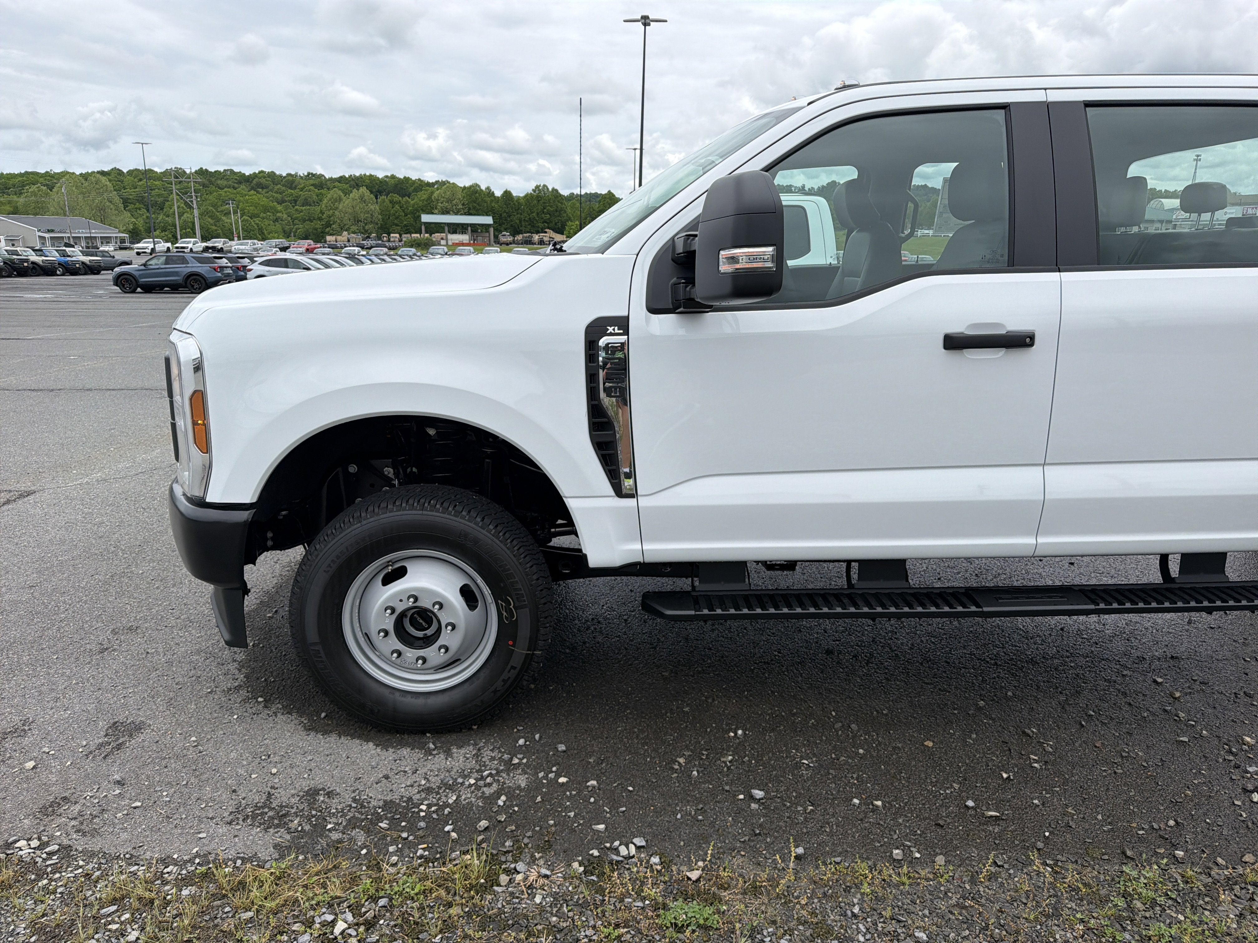 2026 Ford Super Duty F-350 DRW XL