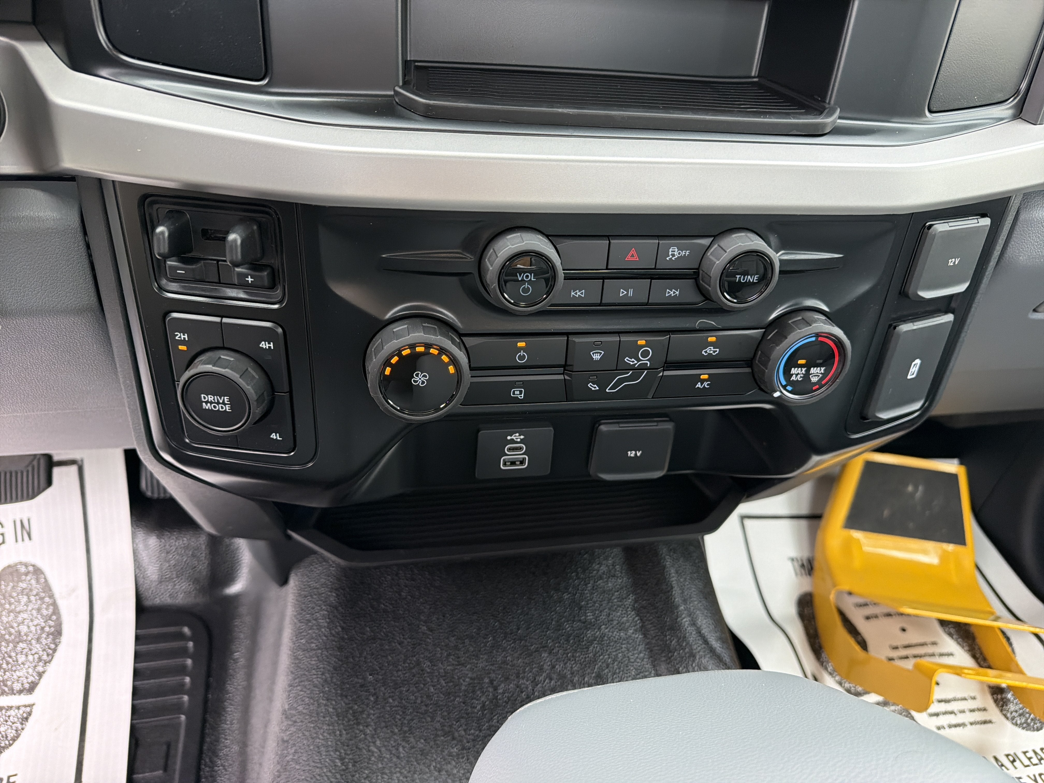 2026 Ford Super Duty F-550 DRW XL