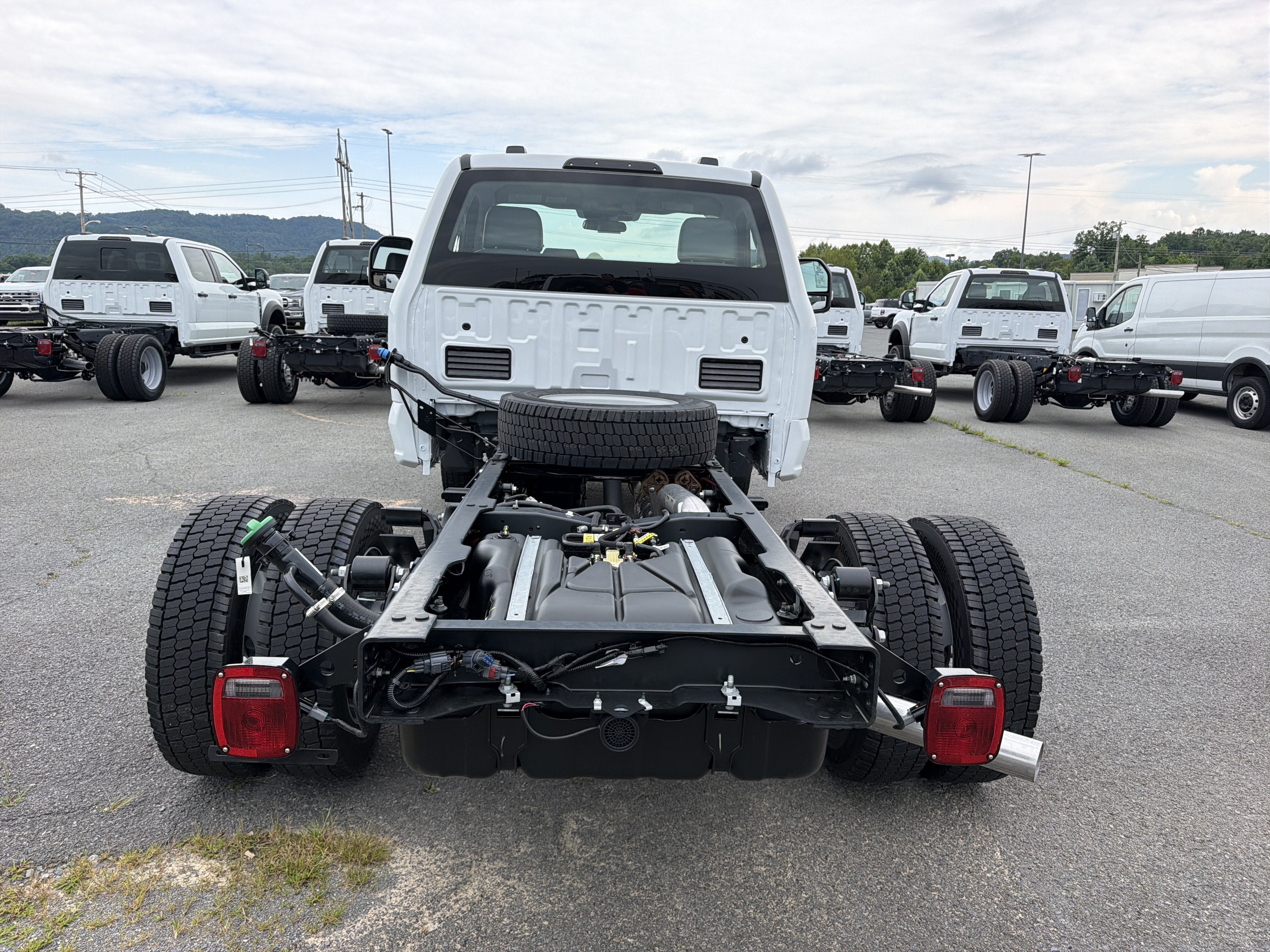 2026 Ford Super Duty F-550 DRW XL