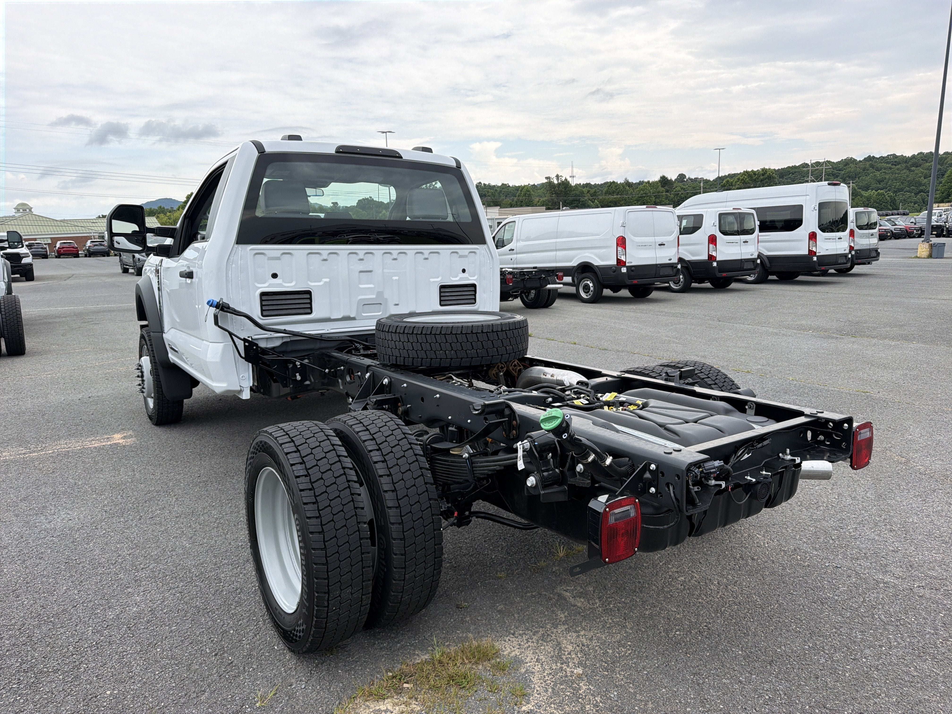 2026 Ford Super Duty F-550 DRW XL