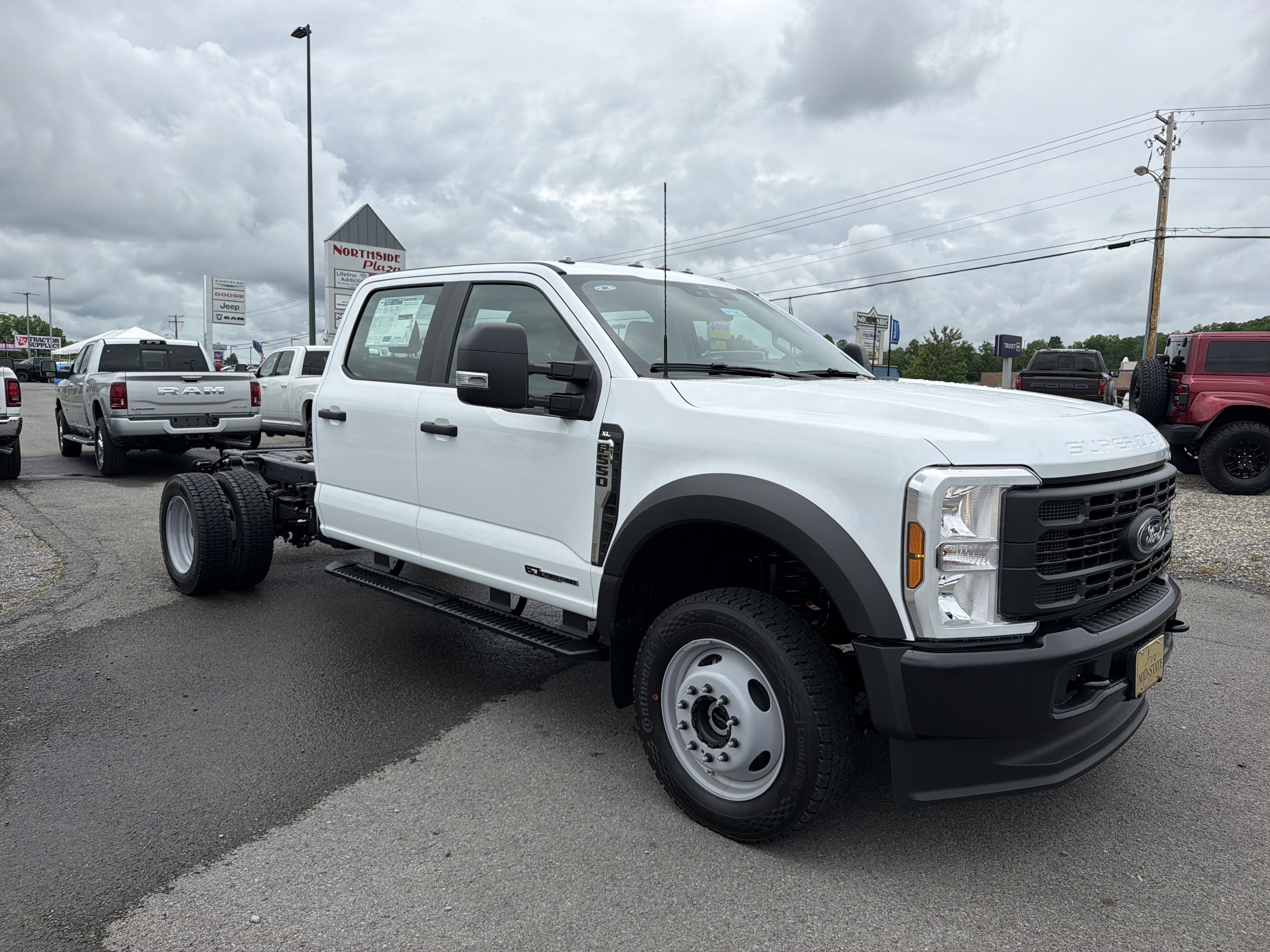 2026 Ford Super Duty F-550 DRW XL