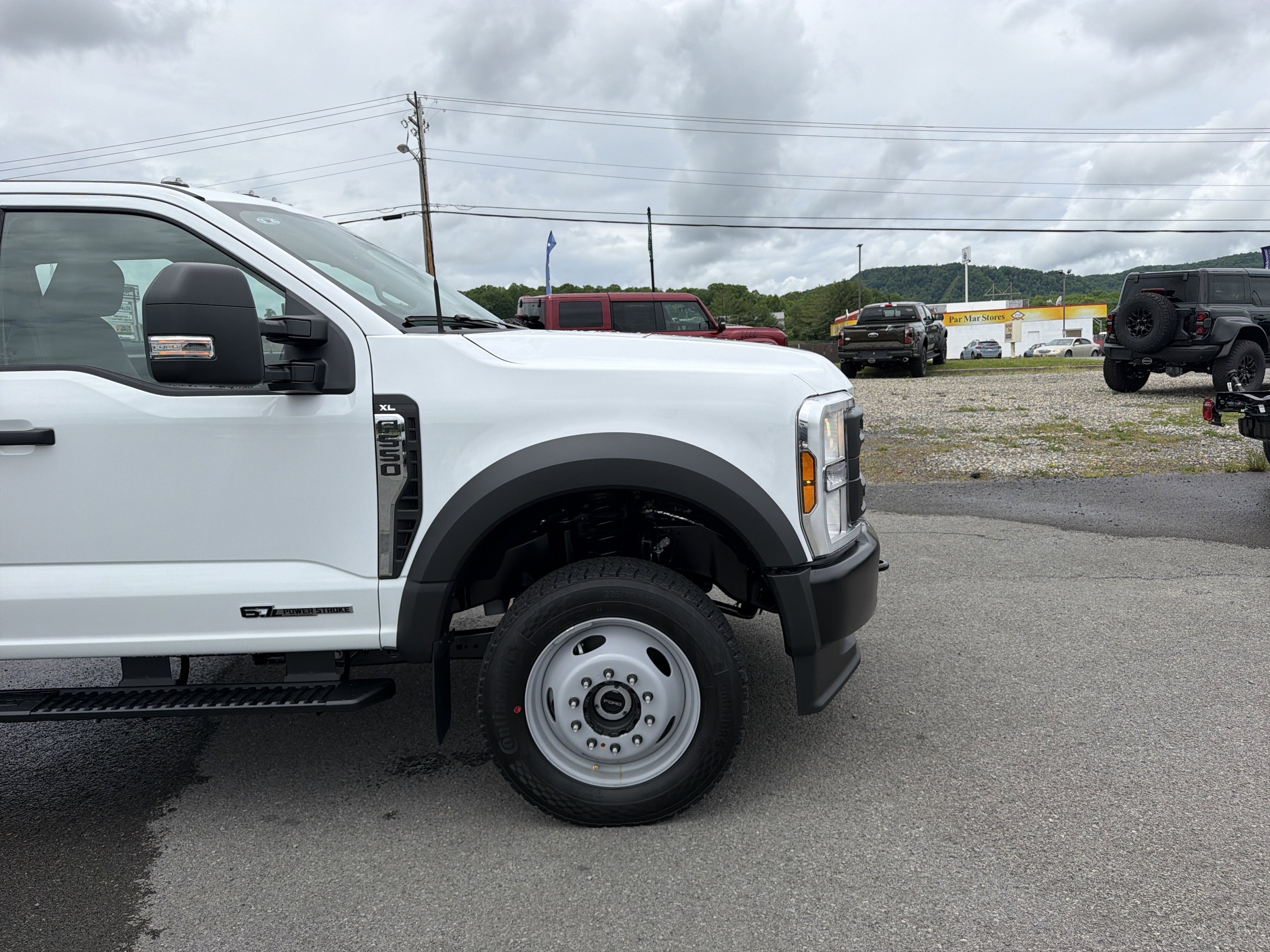 2026 Ford Super Duty F-550 DRW XL