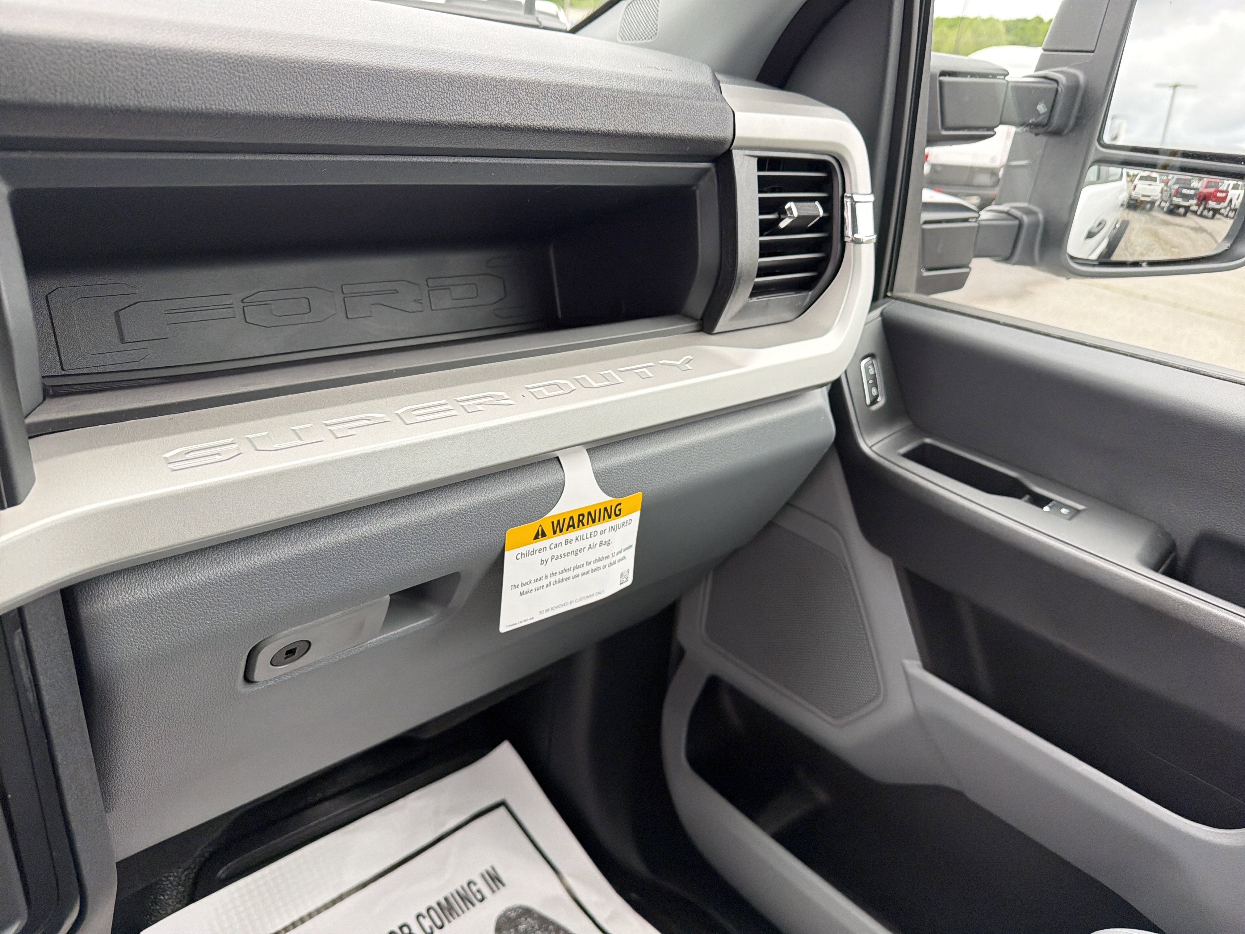 2026 Ford Super Duty F-550 DRW XL