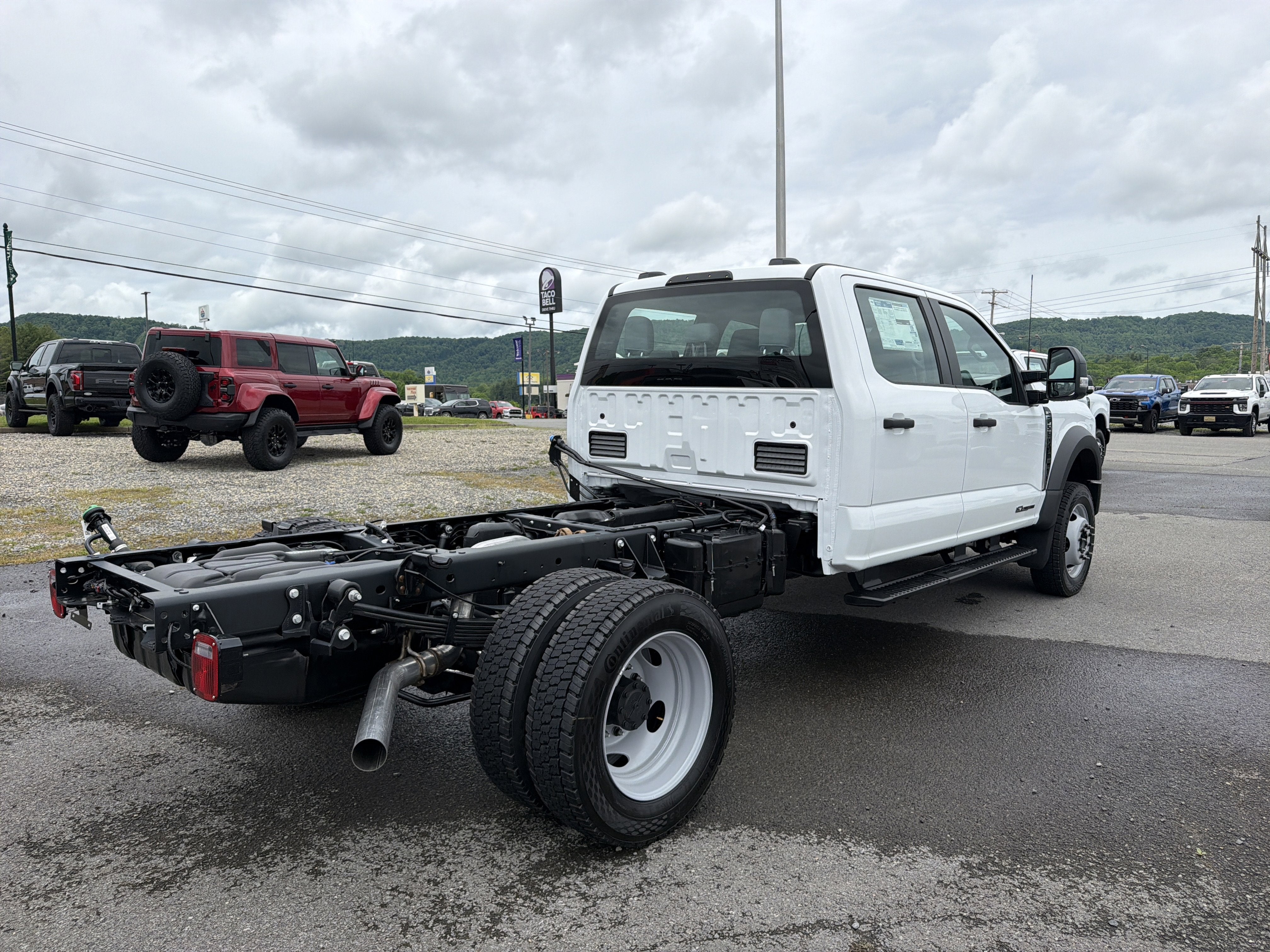 2026 Ford Super Duty F-550 DRW XL
