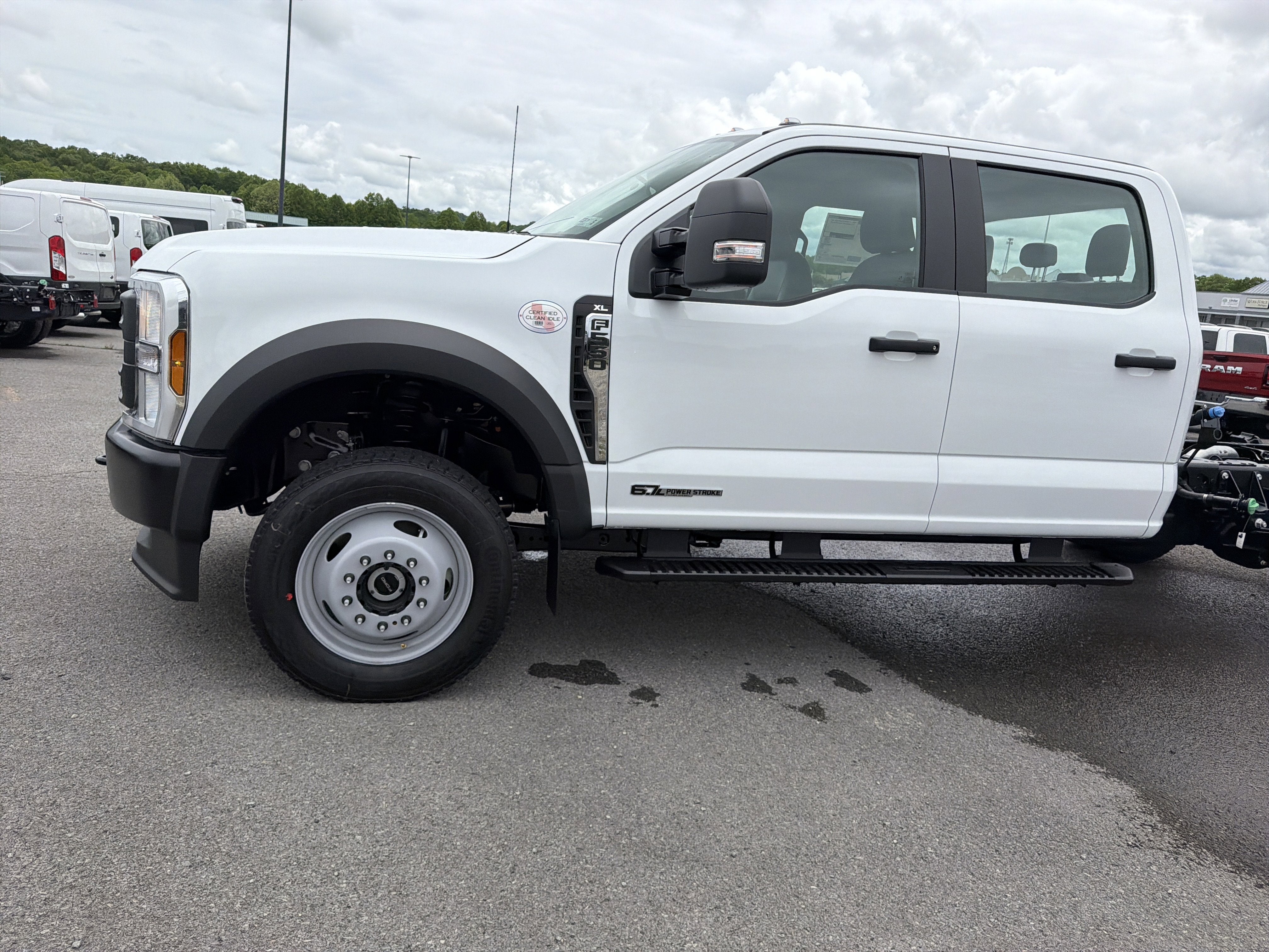 2026 Ford Super Duty F-550 DRW XL