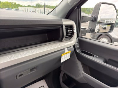 2026 Ford Super Duty F-550 DRW XL