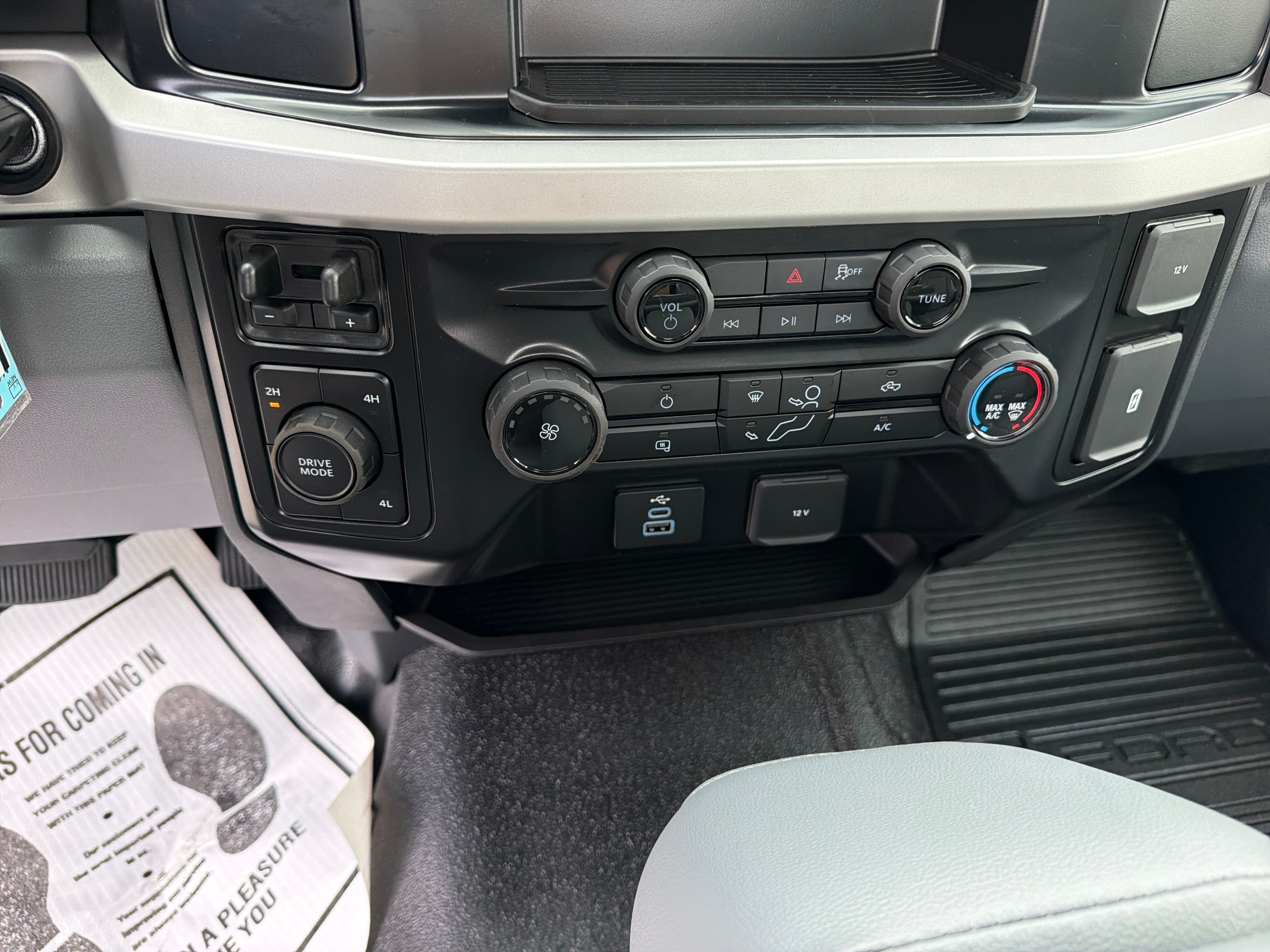 2026 Ford Super Duty F-550 DRW XL