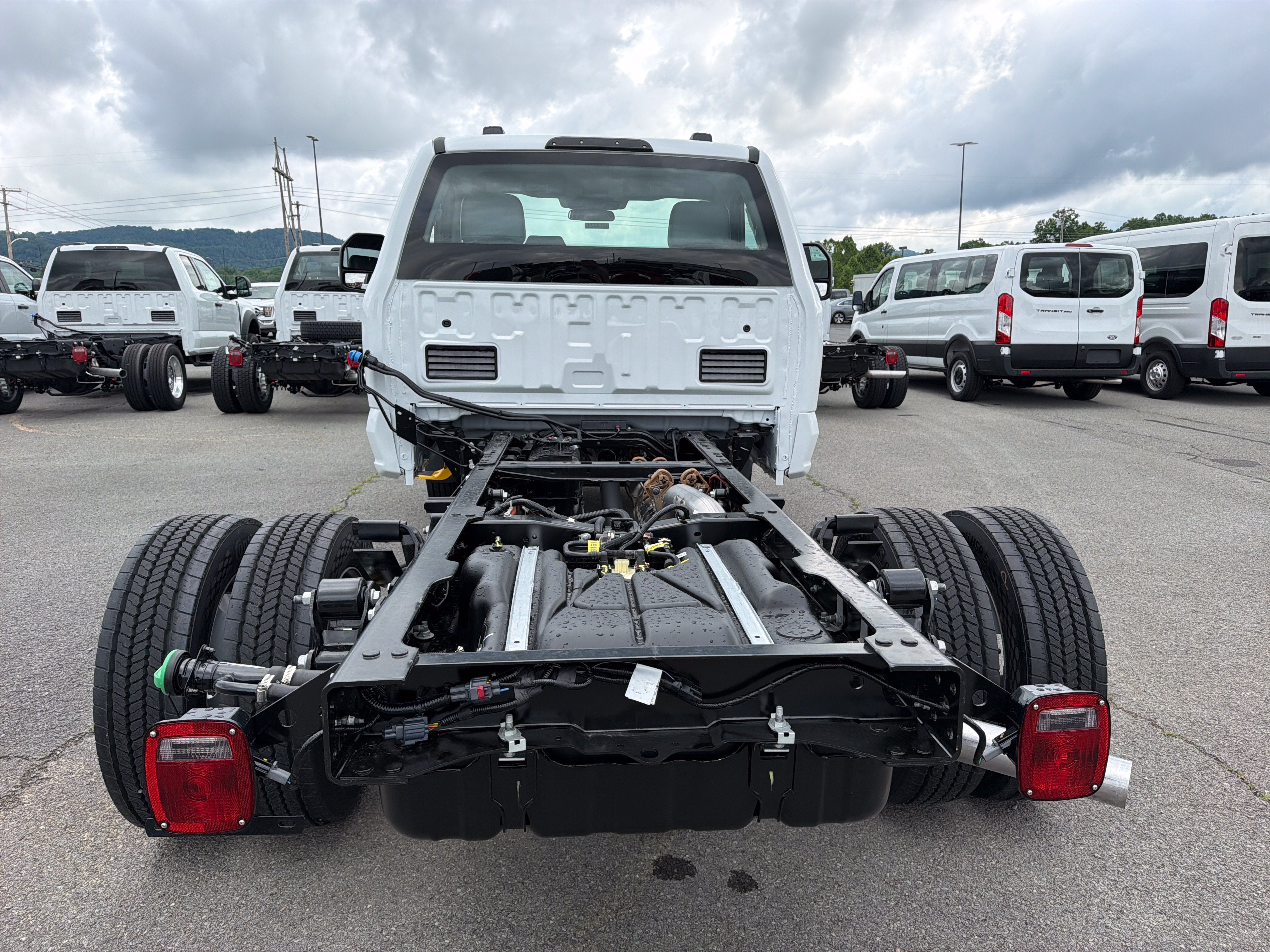 2026 Ford Super Duty F-550 DRW XL