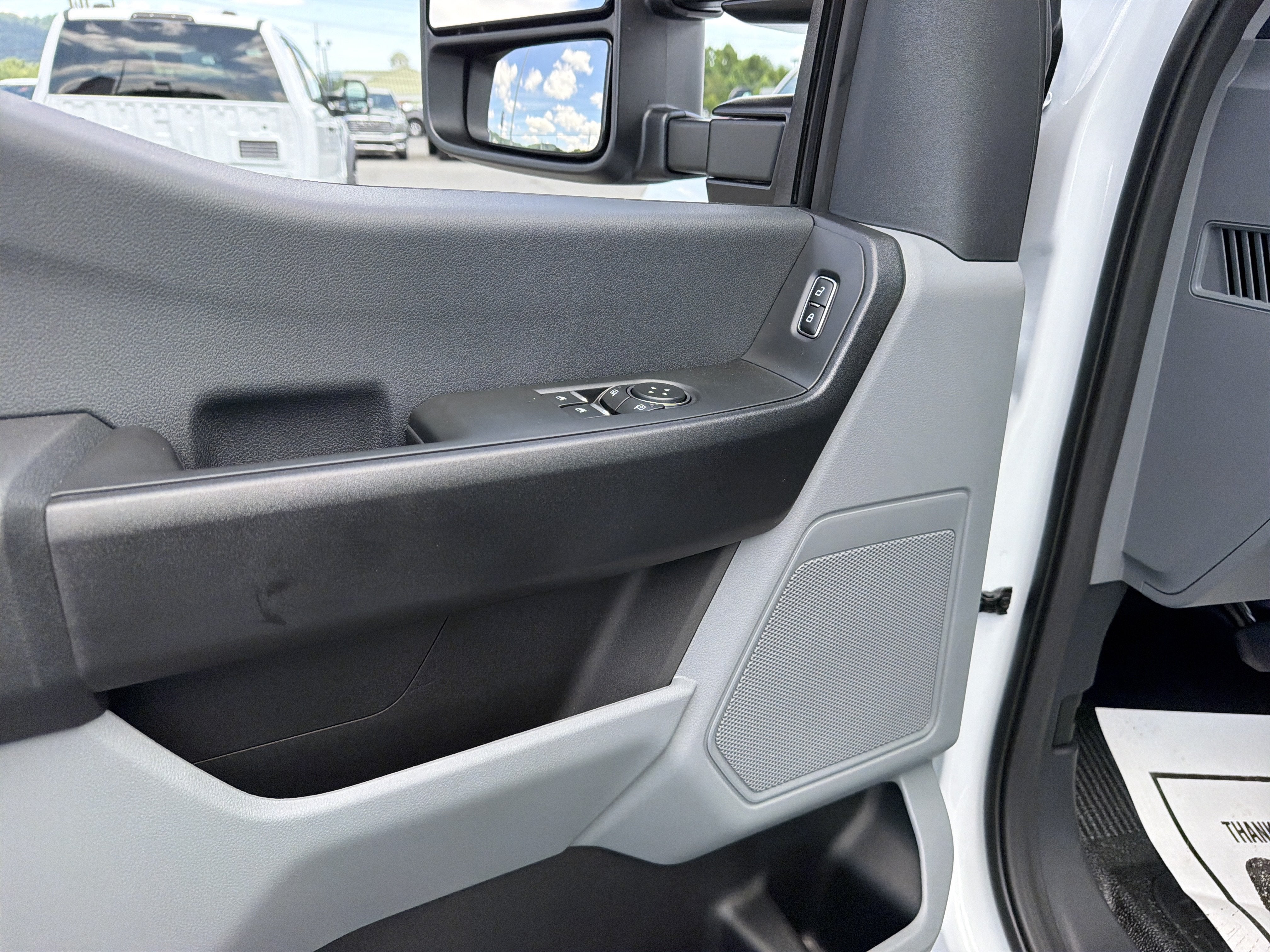2026 Ford Super Duty F-550 DRW XL