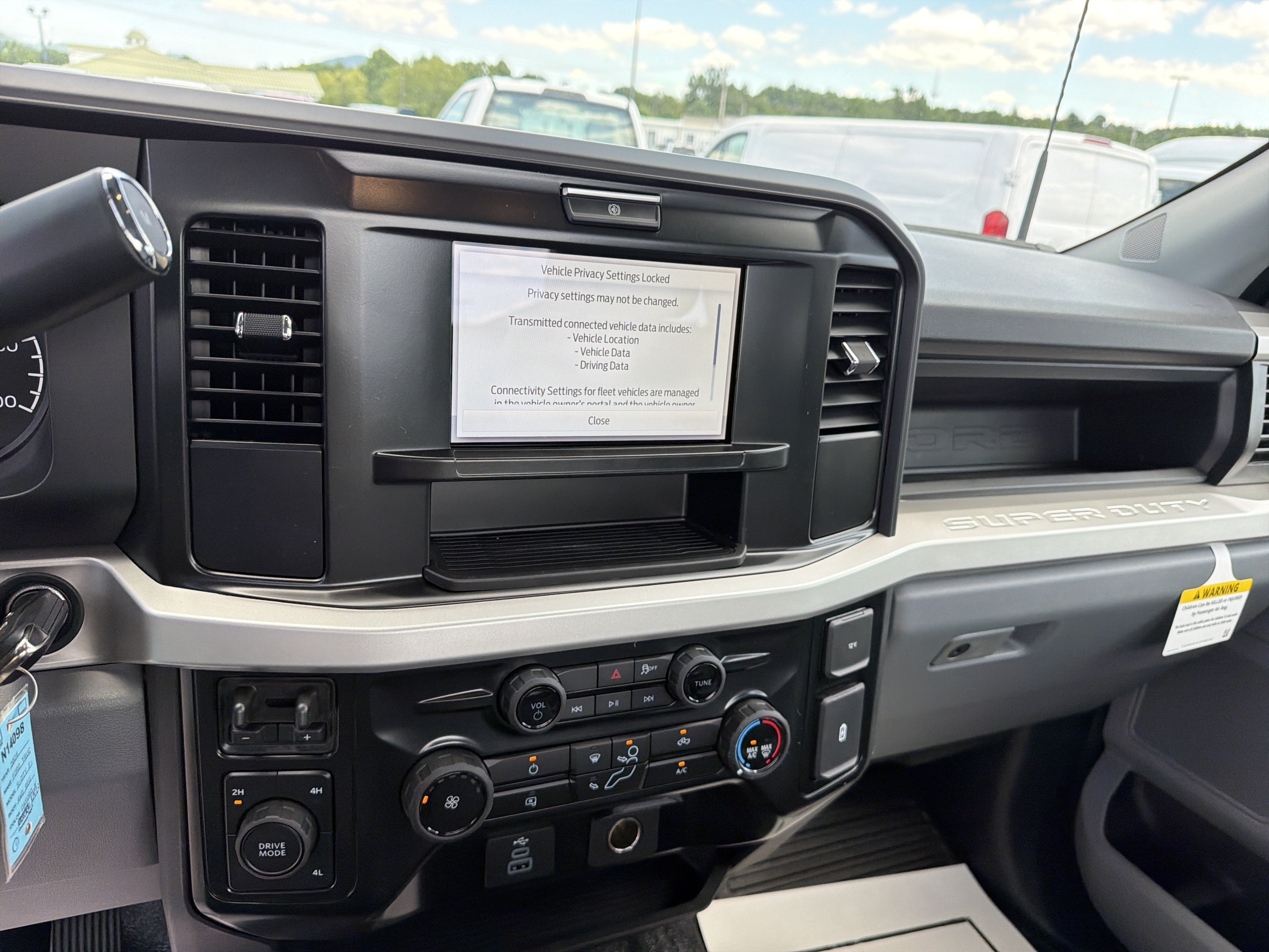 2026 Ford Super Duty F-550 DRW XL