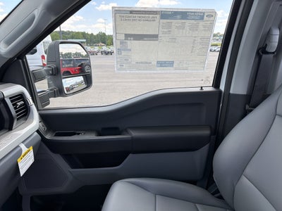 2026 Ford Super Duty F-550 DRW XL