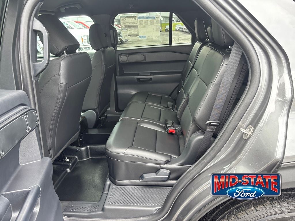 2025 Ford Utility Police Interceptor Base