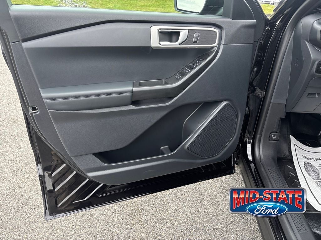 2025 Ford Utility Police Interceptor Base